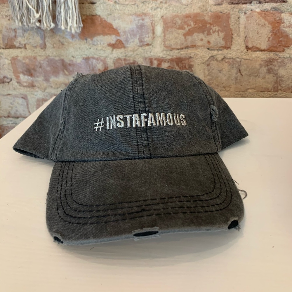 Instafamous hat